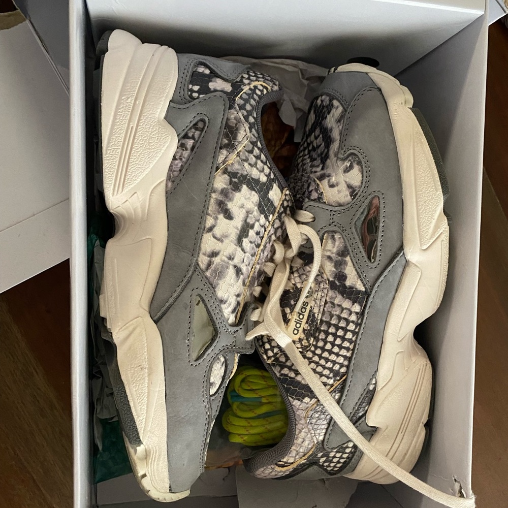 Adidas Falcons